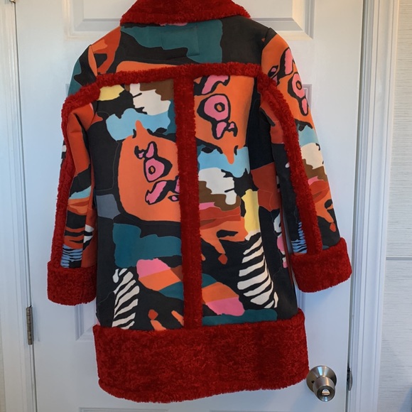 Gorgeous Size S,LULU.H Paris, Red with fabulous pattern designs See Photos - Picture 6 of 8